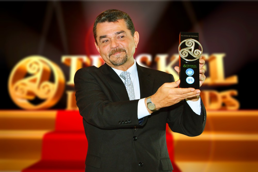 Ernesto Yturralde recibe el Triskel de Platino IFS